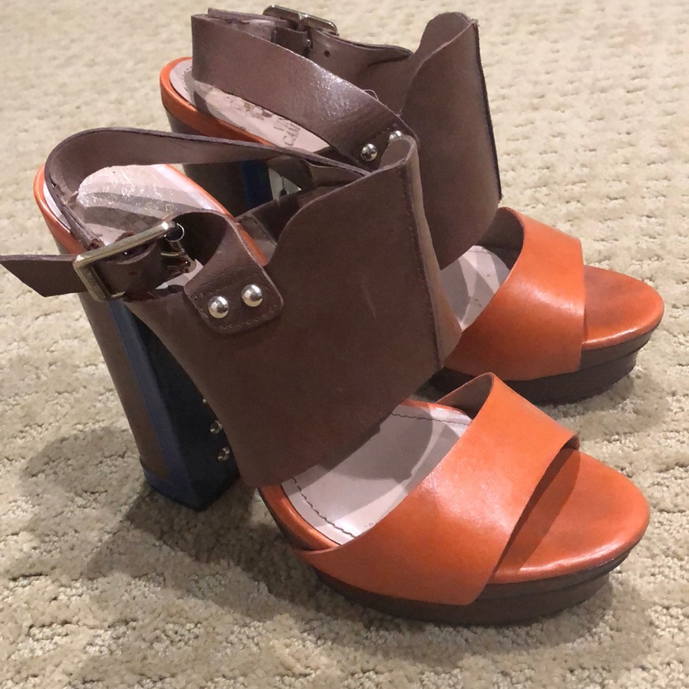 Vince Camuto Color Block platform sanda